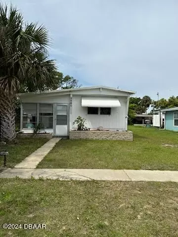 5419 Barhydt Ave, Port Orange, FL 32127