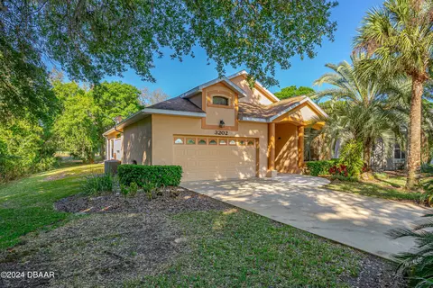 3202 Lienster Cir, Ormond Beach, FL 32174 photo 2