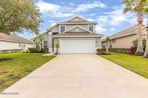 241 Perfect Dr, Daytona Beach, FL 32124