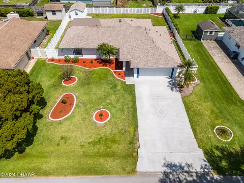 2525 Queen Palm Dr, Edgewater, FL 32141 photo 3