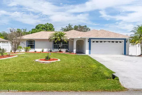 2525 Queen Palm Dr, Edgewater, FL 32141