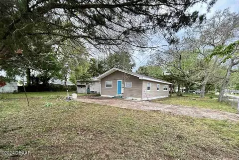 1216 13th St, Daytona Beach, FL 32117