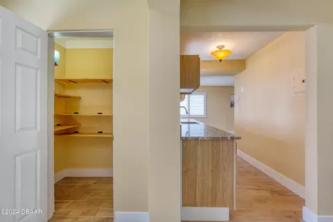 7 Neptune Dr, Ormond Beach, FL 32176 photo 8