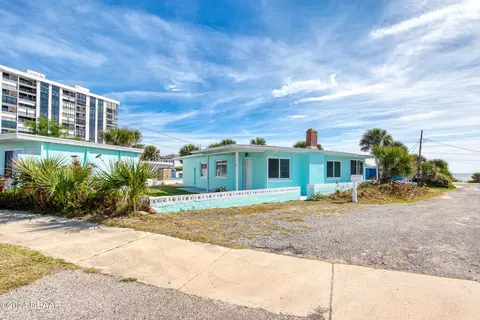 7 Neptune Dr, Ormond Beach, FL 32176 photo 2