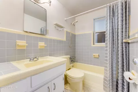 Bath - 149 Longwood Dr, Ormond Beach, FL 32176 photo 1 of 2
