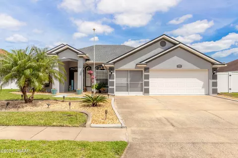 5461 Carmody Lake Dr, Port Orange, FL 32128