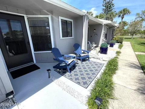 151 Breezeway Ct, New Smyrna Beach, FL 32169