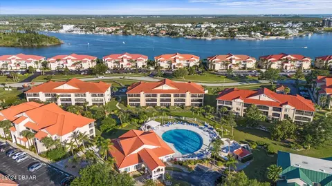 449 Bouchelle Dr #203, New Smyrna Beach, FL 32169