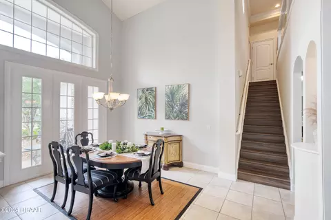 Dining - 115 Squirrel Ln, Ormond Beach, FL 32174 photo 4 of 4