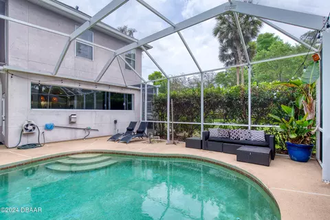 Exterior - 115 Squirrel Ln, Ormond Beach, FL 32174 photo 10 of 18