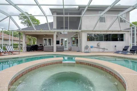 Exterior - 115 Squirrel Ln, Ormond Beach, FL 32174 photo 11 of 18