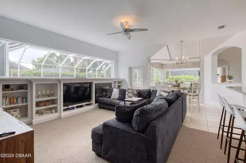 Living - 115 Squirrel Ln, Ormond Beach, FL 32174 photo 2 of 6