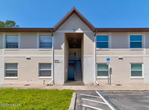 415 Banana Cay Dr #C, South Daytona, FL 32119