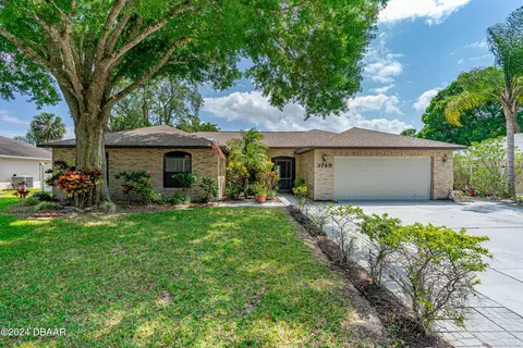 3749 Long Grove Ln, Port Orange, FL 32129