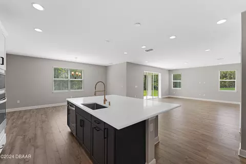 704 Treehouse Loop, Debary, FL 32713 photo 10