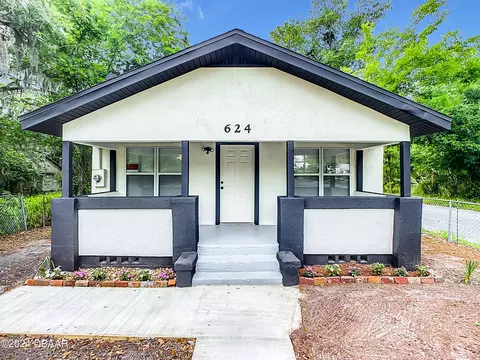 624 School St, Daytona Beach, FL 32114