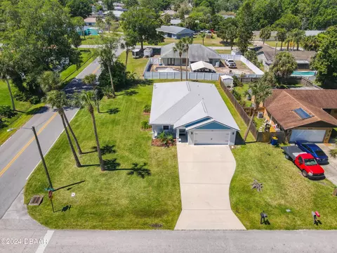 2532 Sabal Palm Dr, Edgewater, FL 32141 photo 3