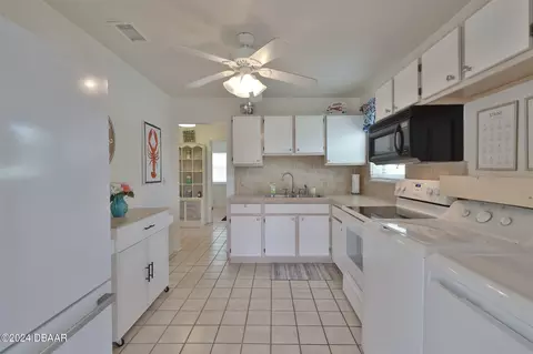646 Flamingo Dr #A, Ormond Beach, FL 32176 photo 10