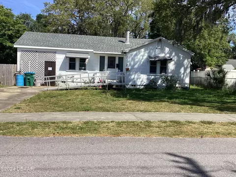 160 Walker St, Holly Hill, FL 32117