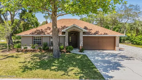 460 Pendrey Dr, Port Orange, FL 32127