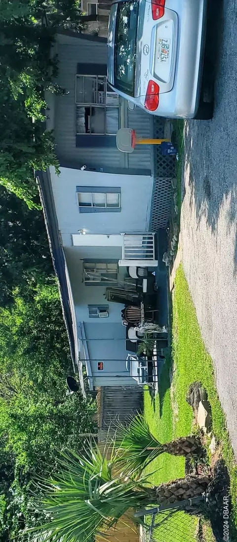 582 Cameo Dr, Ormond Beach, FL 32174