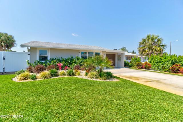 26 Palm Dr, Ormond Beach, FL 32176