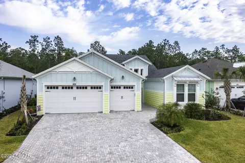 969 Bama Breeze Dr, Daytona Beach, FL 32124