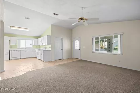 48 Capistrano Dr, Ormond Beach, FL 32176 photo 3