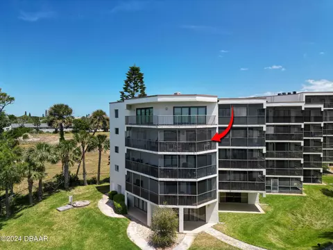 944 S Peninsula Dr #310, Daytona Beach, FL 32118