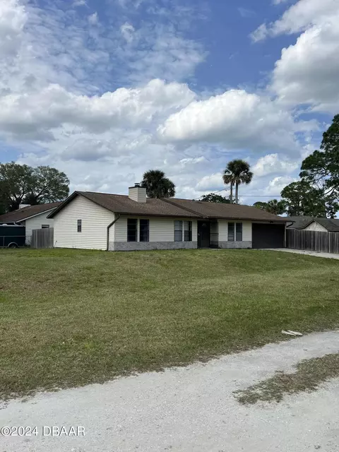 3231 Yule Tree Dr, Edgewater, FL 32141 photo 2