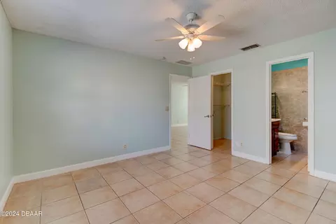 419 Sea Hawk Ct, Edgewater, FL 32141 photo 8