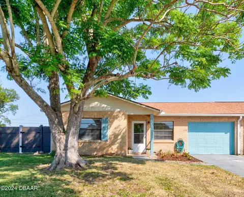 419 Sea Hawk Ct, Edgewater, FL 32141 photo 2