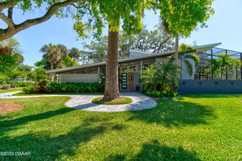 401 John Anderson Dr, Ormond Beach, FL 32176 photo 3