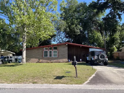508 Hedge Row Rd, Brandon, FL 33510