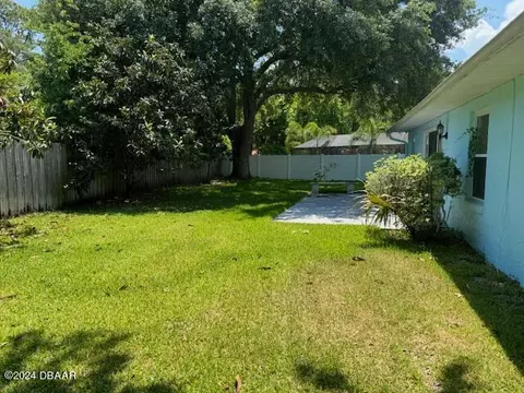 Exterior - 10 Parkview Ln, Ormond Beach, FL 32174 photo 3 of 5