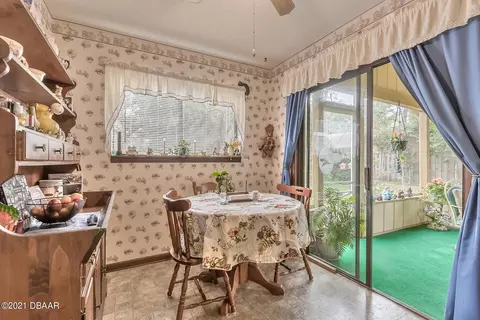 Dining - 199 Summerhaze Ct, Ormond Beach, FL 32174 photo 1 of 3