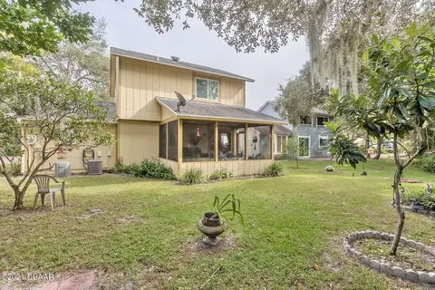 Exterior - 199 Summerhaze Ct, Ormond Beach, FL 32174 photo 5 of 8