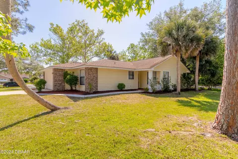 144 Muscovy Ct, Daytona Beach, FL 32119