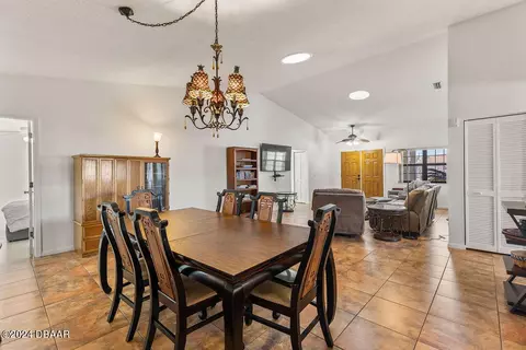 180 Pierside Dr, Ormond Beach, FL 32176 photo 8