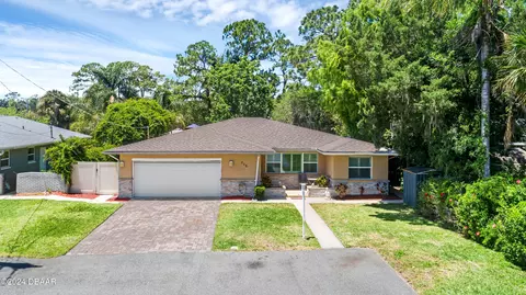 715 Palm Circle Dr, Port Orange, FL 32127