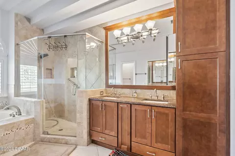 Bath - 7 Carrington Ln, Ormond Beach, FL 32174 photo 2 of 5