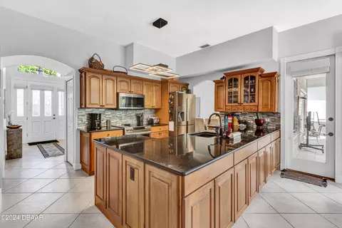Kitchen - 7 Carrington Ln, Ormond Beach, FL 32174 photo 2 of 6