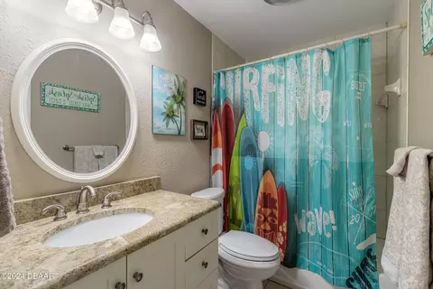 Bath - 114 Imperial Heights Dr, Ormond Beach, FL 32176 photo 2 of 2
