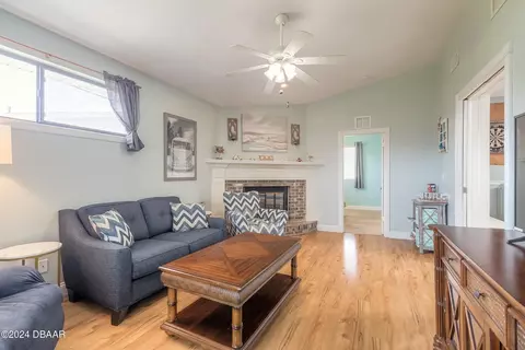 Living - 114 Imperial Heights Dr, Ormond Beach, FL 32176 photo 2 of 2