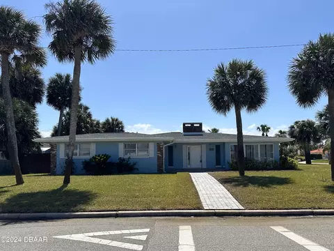 1105 Flagstone Dr, Daytona Beach, FL 32118