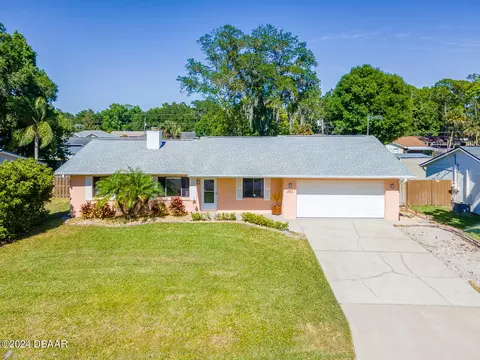 2937 Unity Tree Dr, Edgewater, FL 32141