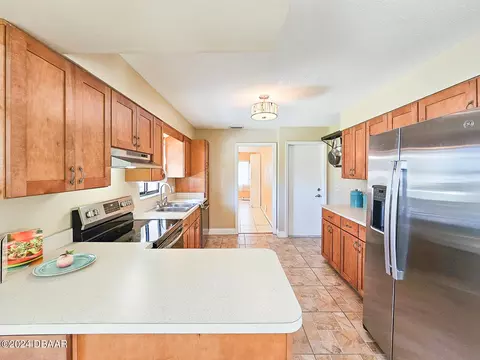 2937 Unity Tree Dr, Edgewater, FL 32141 photo 16