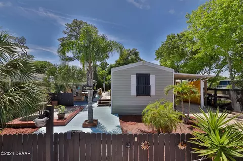 5401 Oates Ave, Port Orange, FL 32127