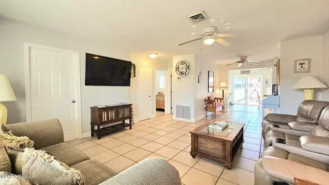 4 Berkley Rd, Ormond Beach, FL 32176 photo 8