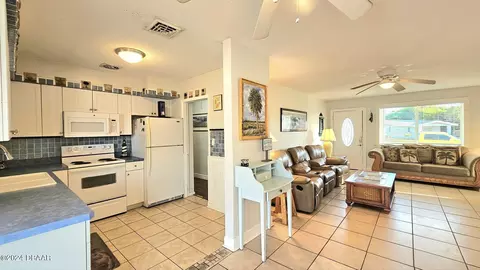 4 Berkley Rd, Ormond Beach, FL 32176 photo 9
